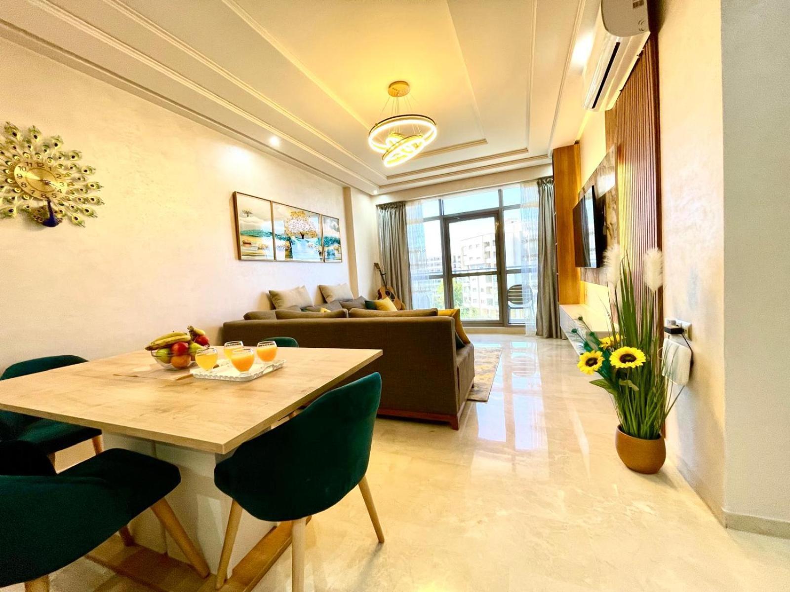 Modern Elegance With Sea Views In Central Tangier - Steps To Beach, Train And Attractions! المظهر الخارجي الصورة